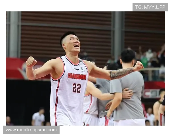 福建浔兴股份强势对阵劲旅鏖战全场展现团队实力与拼搏精神